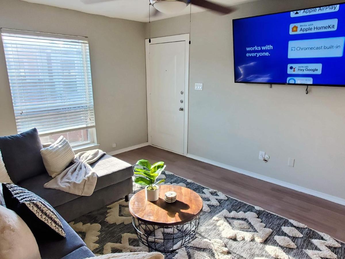 Fashionable Stylish Apartment Houston Exterior foto