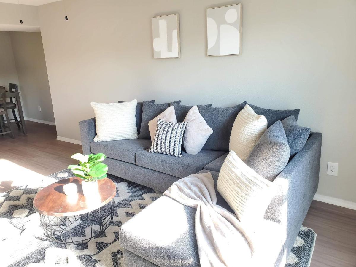 Fashionable Stylish Apartment Houston Exterior foto